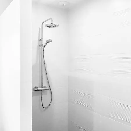 Bed & Breakfast Maison Fleurie 3*