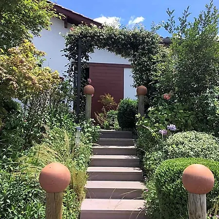 Maison Fleurie Bed & Breakfast Uhart-Cize