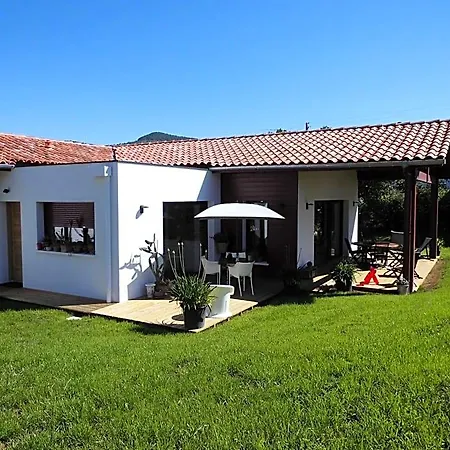Bed & Breakfast Maison Fleurie 3*